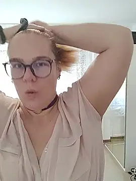 GermanNerdyAlice Live XXX-Chat