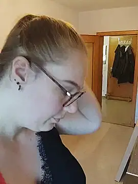 GermanNerdyAlice Webcam-Show