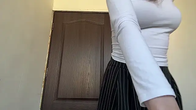 Czat XXX na żywo – RolandeRohrs