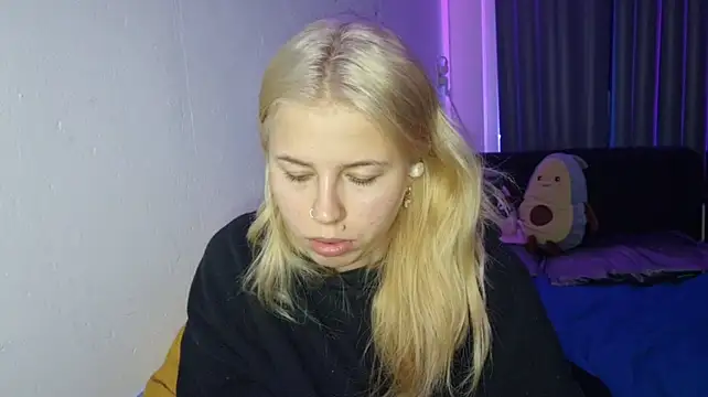 ErnestineBagge XXX чат на живо