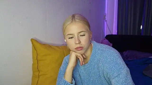 ErnestineBagge – Naživo XXX chat