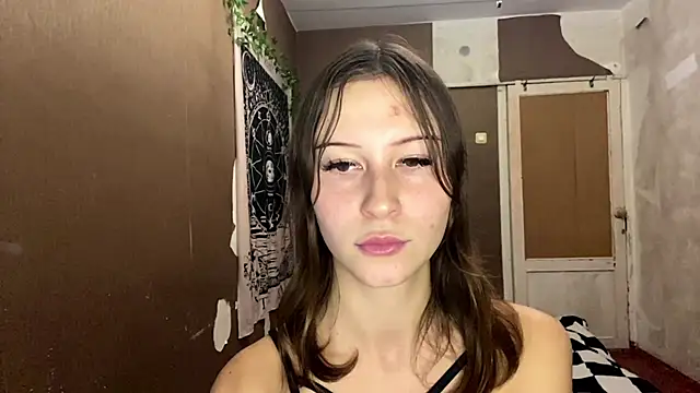 Онлайн чат XXX CheriAnderton