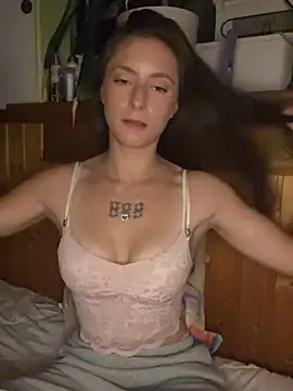 TeenLeonie18's Webcam Show