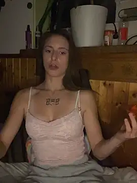 TeenLeonie18 webkamerás műsora