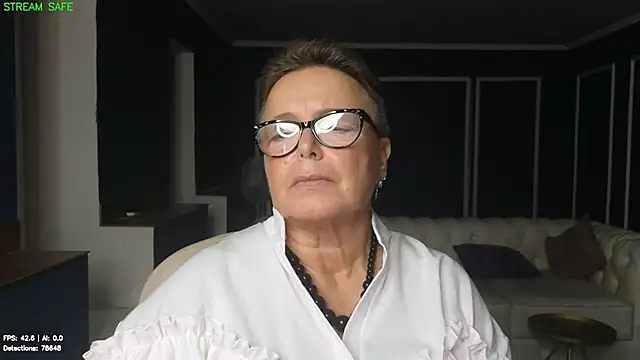 Lia_Light Chat XXX live