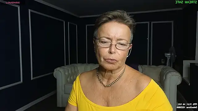 Czat XXX na żywo – Lia_Light
