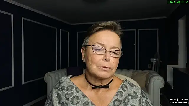 Lia_Light Webcam show