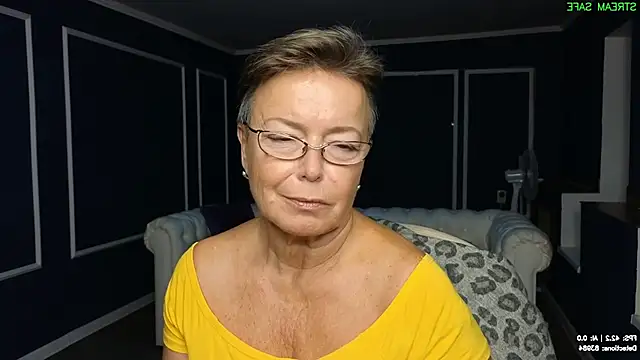 Lia_Light's Webcam Show