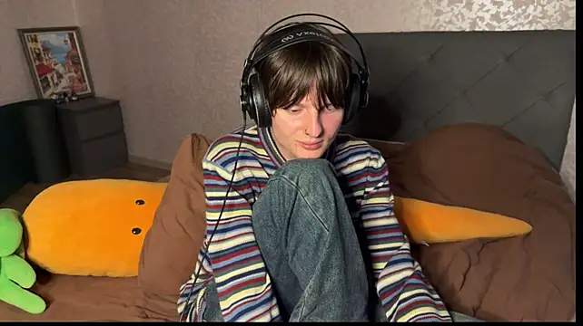 hotcutJake Шоу с уебкамера