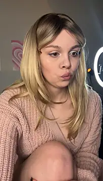 TalyaMeow webcam show