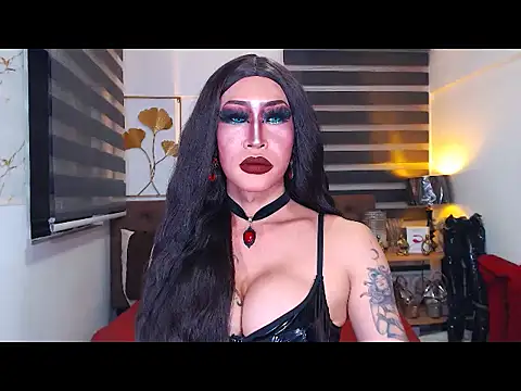 DominateMistressTyra Adlı Modelin Web Kamerası Şovu