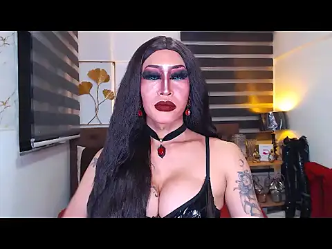 DominateMistressTyra Pertunjukan Webcam