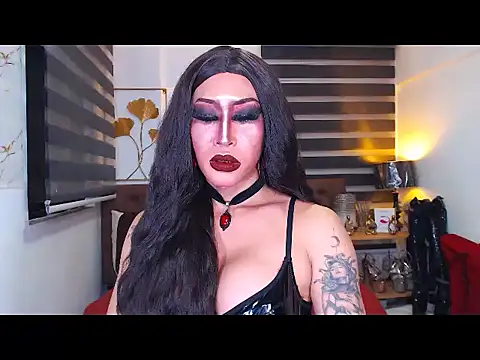 DominateMistressTyra Pertunjukan Webcam