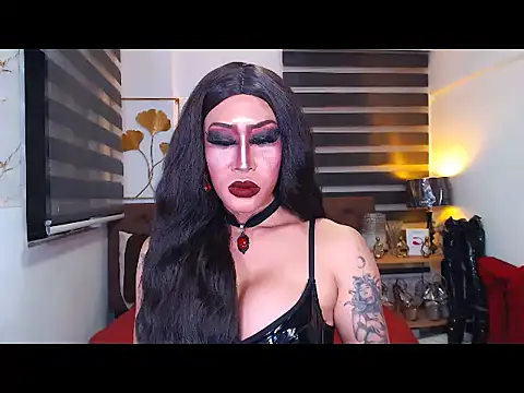 DominateMistressTyra Show Webcam