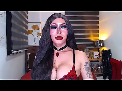 DominateMistressTyra webcam show