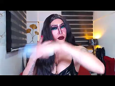 DominateMistressTyra Show Webcam
