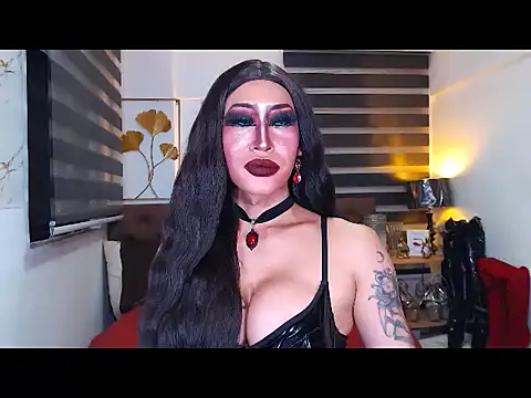 DominateMistressTyra Show Webcam