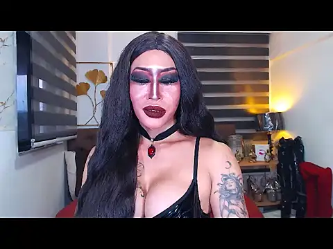 DominateMistressTyra Pertunjukan Webcam