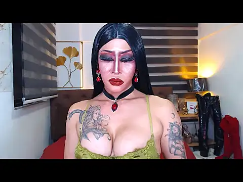 DominateMistressTyra Pertunjukan Webcam