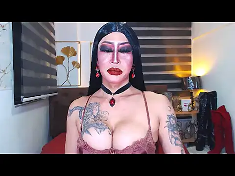 DominateMistressTyra Webcam Show