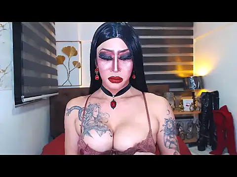 DominateMistressTyra Pertunjukan Webcam