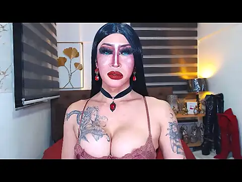DominateMistressTyra – webcam-show