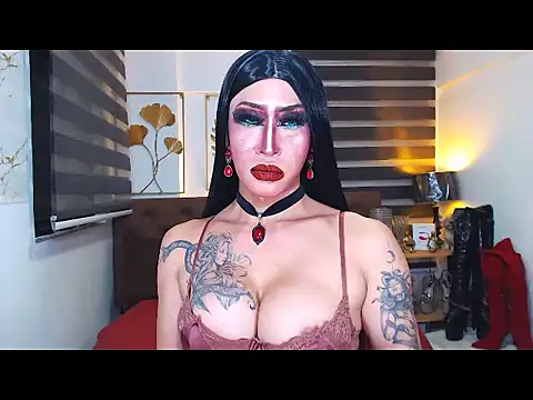 DominateMistressTyran Webbikameraesitys