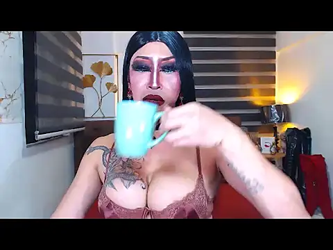 DominateMistressTyra Pertunjukan Webcam
