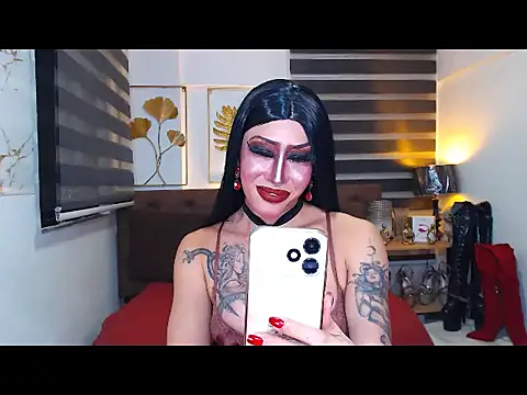 DominateMistressTyra Webcam Show
