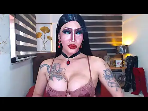 DominateMistressTyra Pertunjukan Webcam