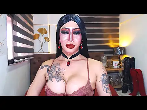 DominateMistressTyra Pertunjukan Webcam