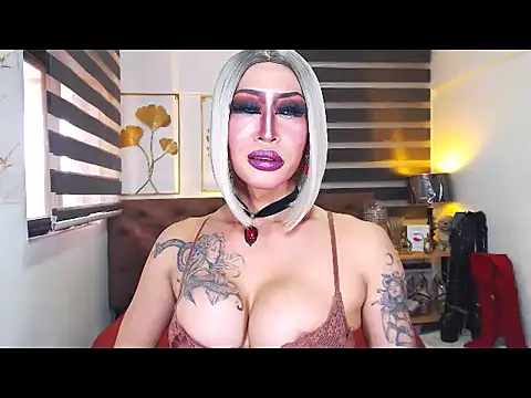 DominateMistressTyra Webcam show