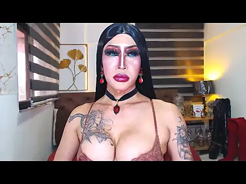 DominateMistressTyra Pertunjukan Webcam