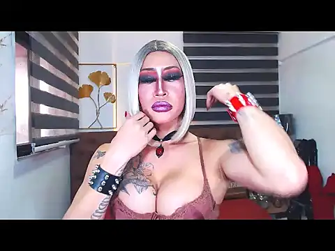 DominateMistressTyran Webbikameraesitys