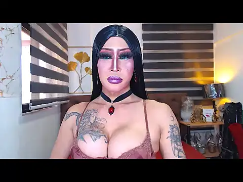 DominateMistressTyra's Webcam Show