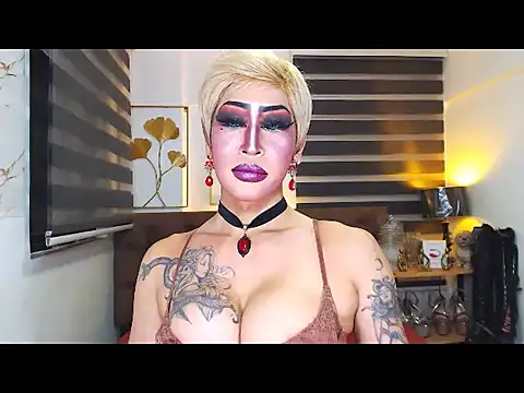 DominateMistressTyra 现场XXX聊天