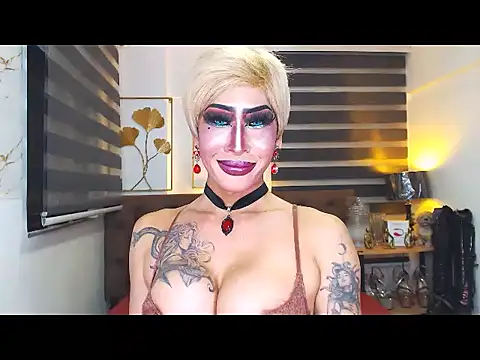 DominateMistressTyra XXX чат на живо