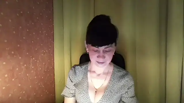 Alisa998's Webcam Show
