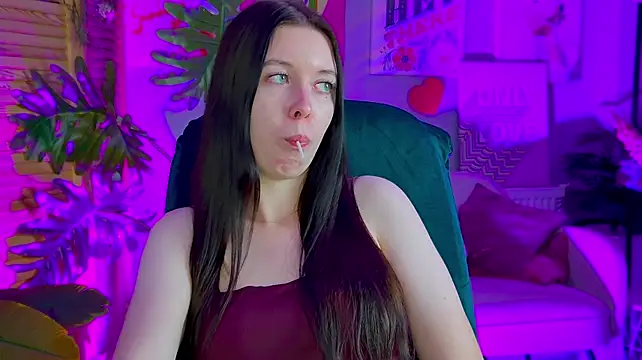 CoralieAshford's Webcam Show