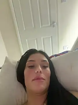FlirtyFoxyxx ওয়েবক্যাম শো