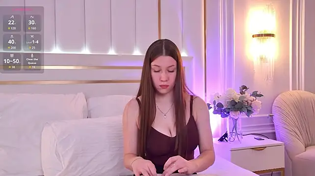 SaraRace Adlı Modelin Canlı XXX Sohbeti