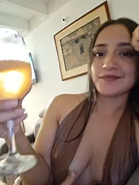 Show modela Rebeca31 na web-kameri