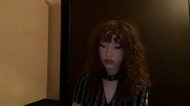 KamalaCoit Chat XXX in diretta