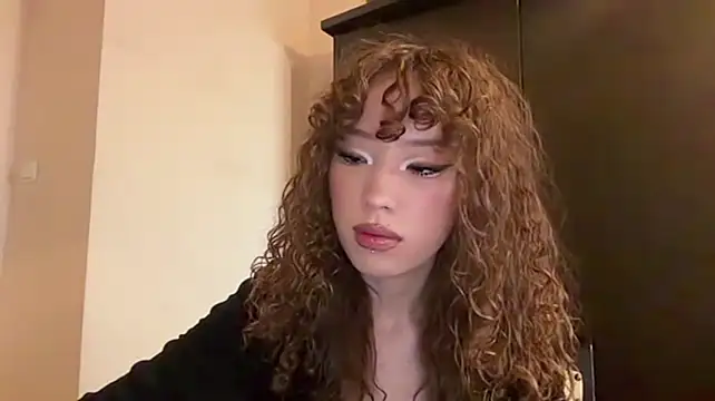 Chat +18 de KamalaCoit ao vivo