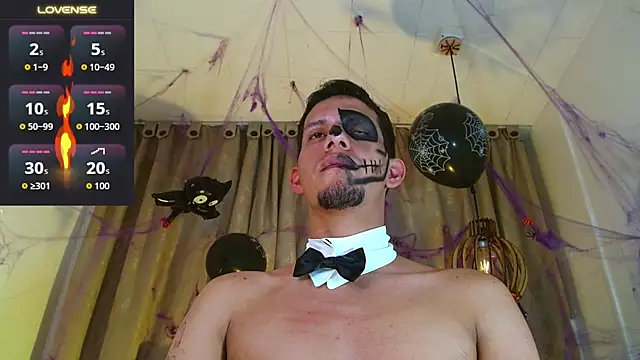 _Dominic_Smith_ Шоу с уебкамера