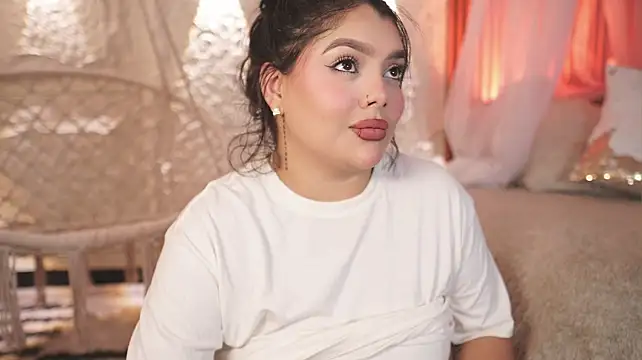 BrhianaWilliams Adlı Modelin Canlı XXX Sohbeti