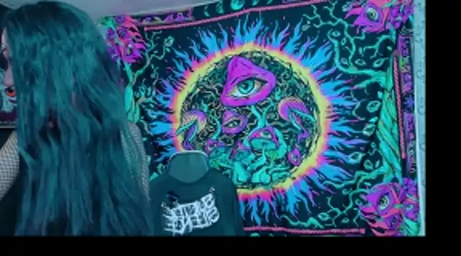 Romina_Webcam666: διαδικτυακό σόου στην κάμερα