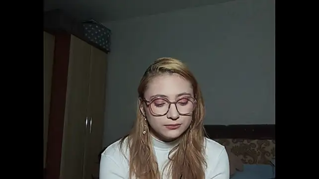 MargretTillou's Live XXX Chat