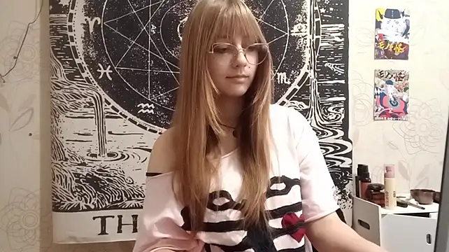 JeraldineCamaeho Adlı Modelin Canlı XXX Sohbeti