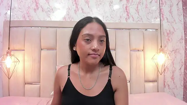 Show Webcam de Little_Ariana26